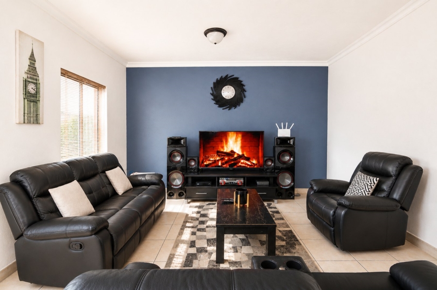 3 Bedroom Property for Sale in Landsmeer Residential Estate North West
